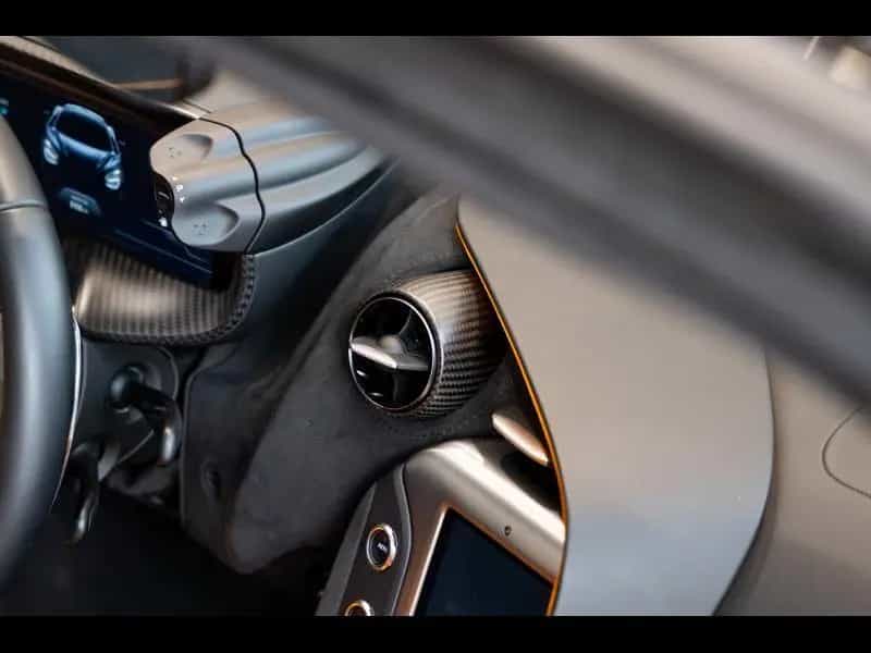 McLaren 750S Spider 12/2023-photo-17