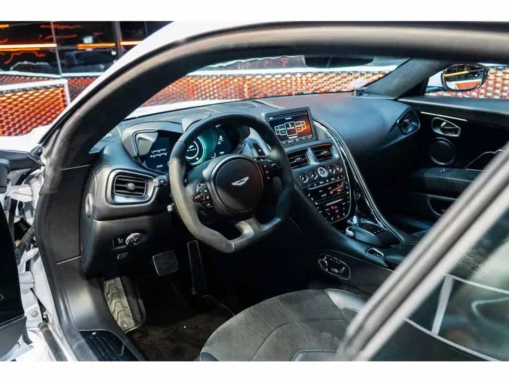 Aston Martin DBS Superleggera*2nd hand*Bang & Olufsen 05/2018-photo-39