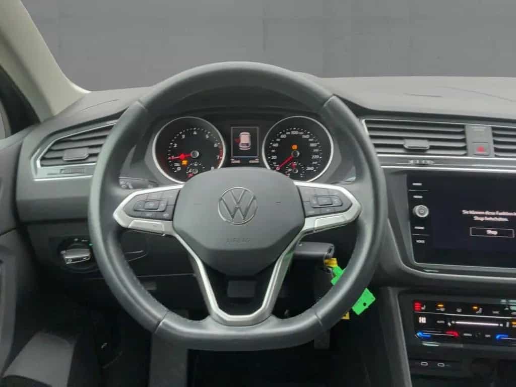 Volkswagen Tiguan 1.5 TSI LIFE LED+APP+DAB+ACC+SHZ+PDC+MFL 08/2022-photo-9
