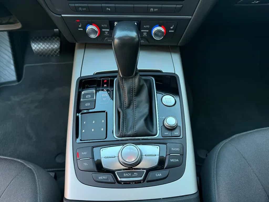 Audi A6 Avant 2.0 TDI ultra BI-XENON/NAVI/KAMERA/2.HD 01/2018-photo-22