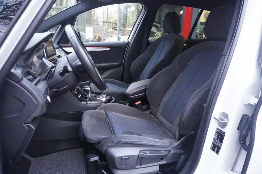 BMW 2 Series Gran Tourer M Sport LED Temp Navi AHK PDC 04/2016-photo-9