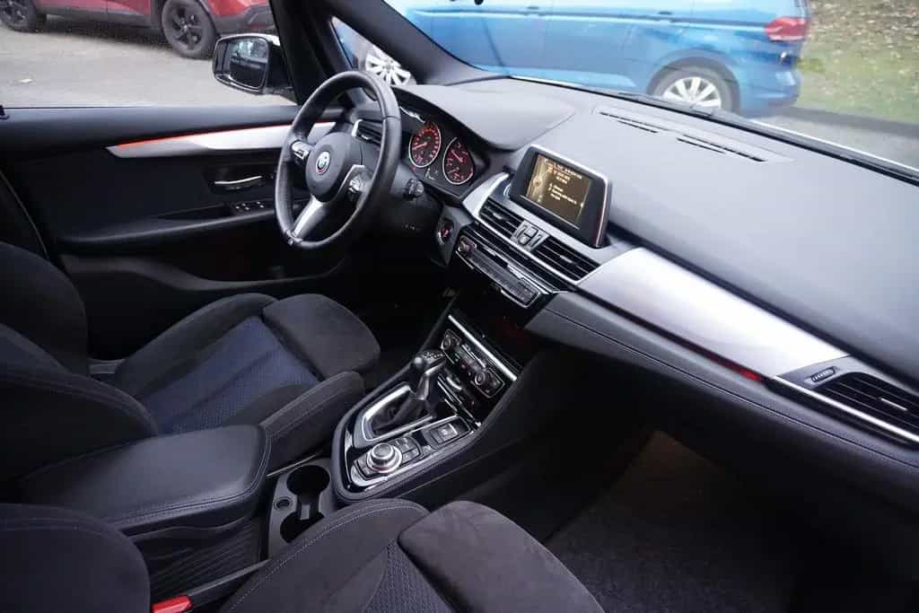 BMW 2 Series Gran Tourer M Sport LED Temp Navi AHK PDC 04/2016-photo-11