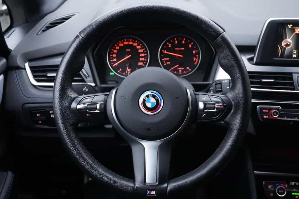 BMW 2 Series Gran Tourer M Sport LED Temp Navi AHK PDC 04/2016-photo-14