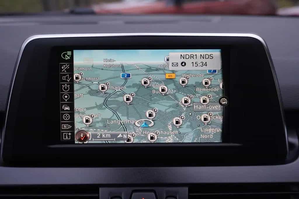 BMW 2 Series Gran Tourer M Sport LED Temp Navi AHK PDC 04/2016-photo-18