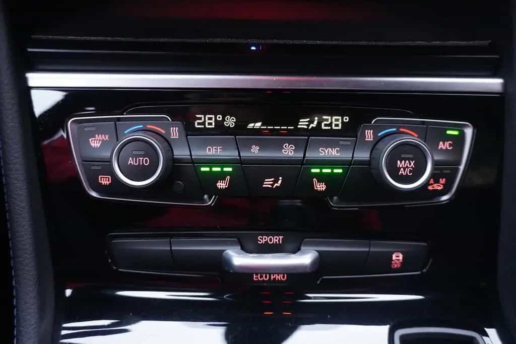 BMW 2 Series Gran Tourer M Sport LED Temp Navi AHK PDC 04/2016-photo-20