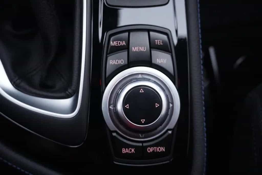 BMW 2 Series Gran Tourer M Sport LED Temp Navi AHK PDC 04/2016-photo-22