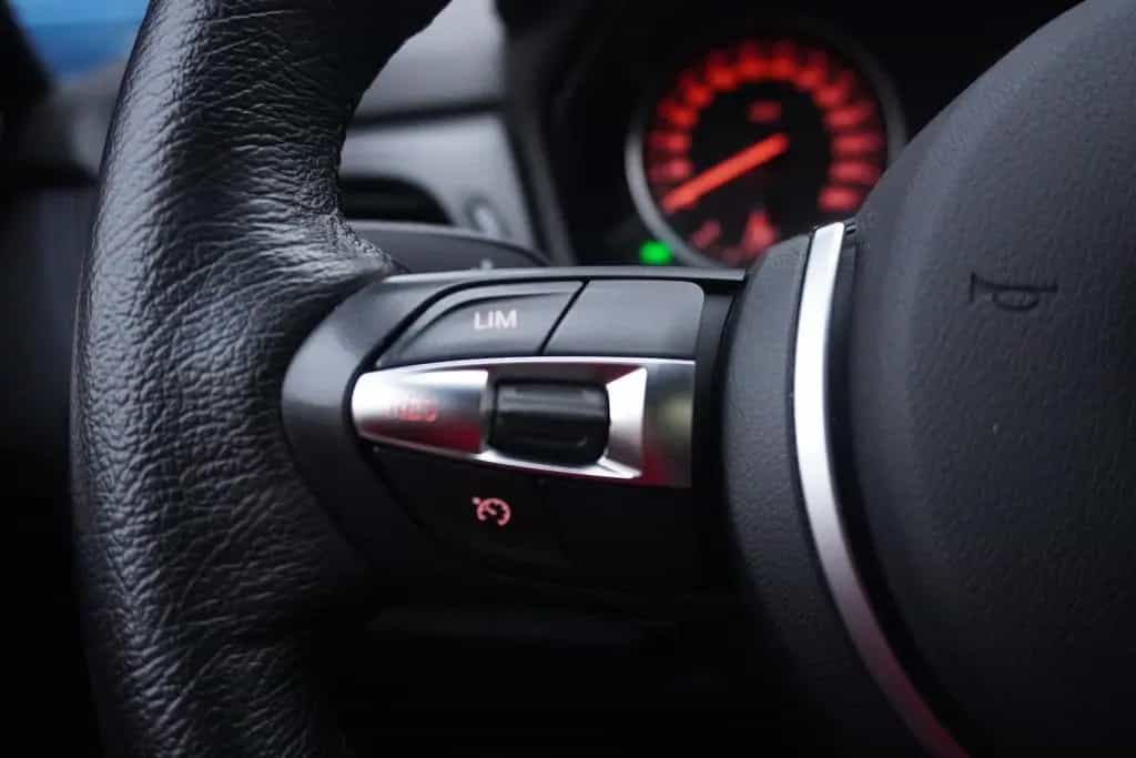 BMW 2 Series Gran Tourer M Sport LED Temp Navi AHK PDC 04/2016-photo-23