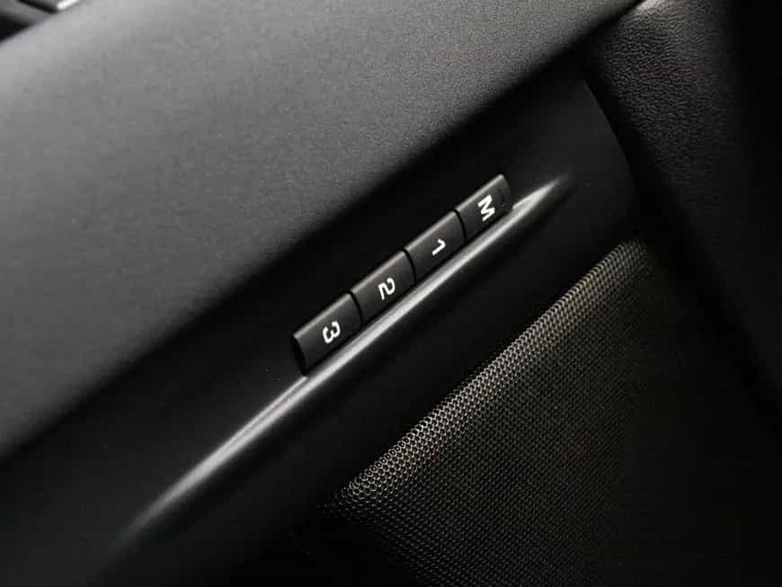 Land Rover Range Rover Rover Evoque D200 Dynamic SE 150 kW, 5-tür 10/2025-photo-25