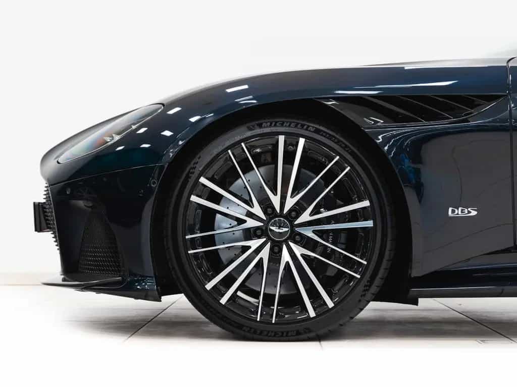 Aston Martin DBS Superleggera Volante 5.2 V12 B&O 01/2020-photo-10
