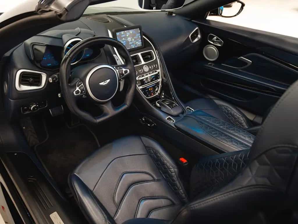 Aston Martin DBS Superleggera Volante 5.2 V12 B&O 01/2020-photo-22
