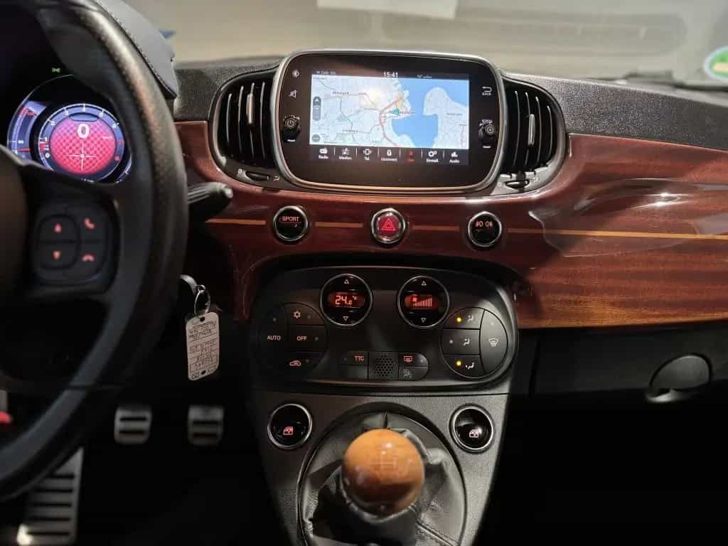 Abarth 695 Abarth Rivale 05/2018-photo-12