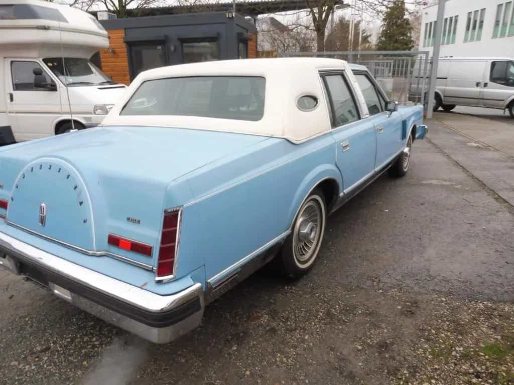 Lincoln Town Car mit H-Zulassung und Mwst. 05/1982-photo-10
