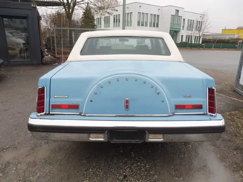 Lincoln Town Car mit H-Zulassung und Mwst. 05/1982-photo-11