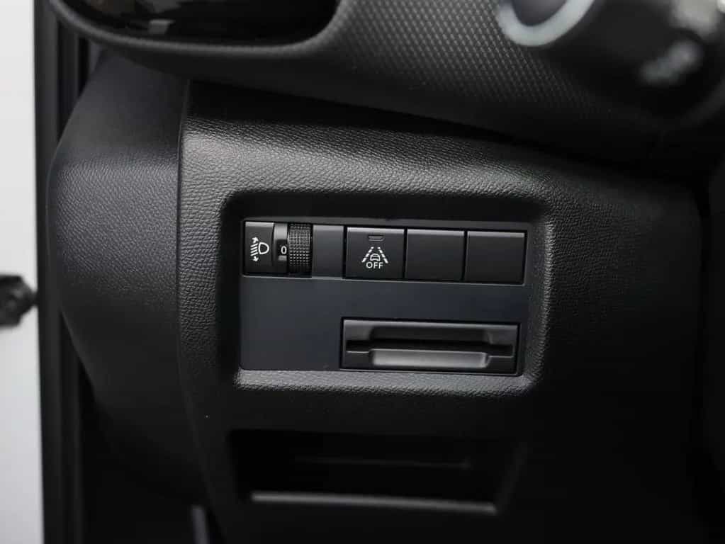Citroën C5 Aircross 1,2 Mild-Hybrid 145 Shine AHK/ Pano/ 04/2024-photo-17