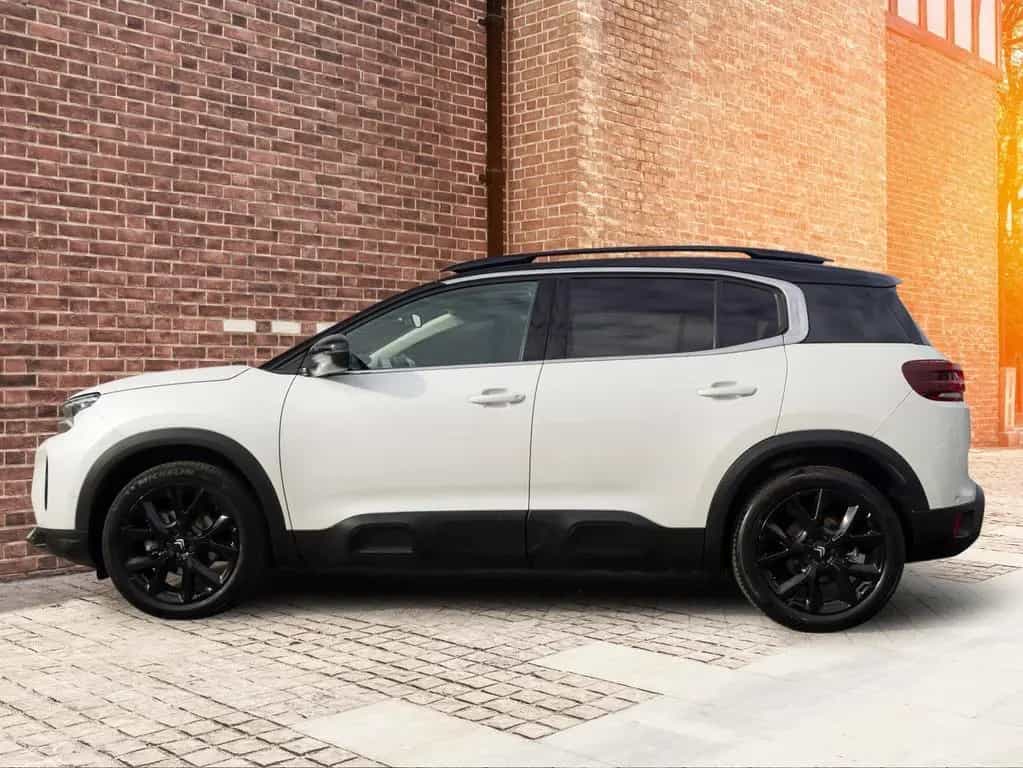 Citroën C5 Aircross 1,2 Mild-Hybrid 145 Shine AHK/ Pano/ 04/2024-photo-2