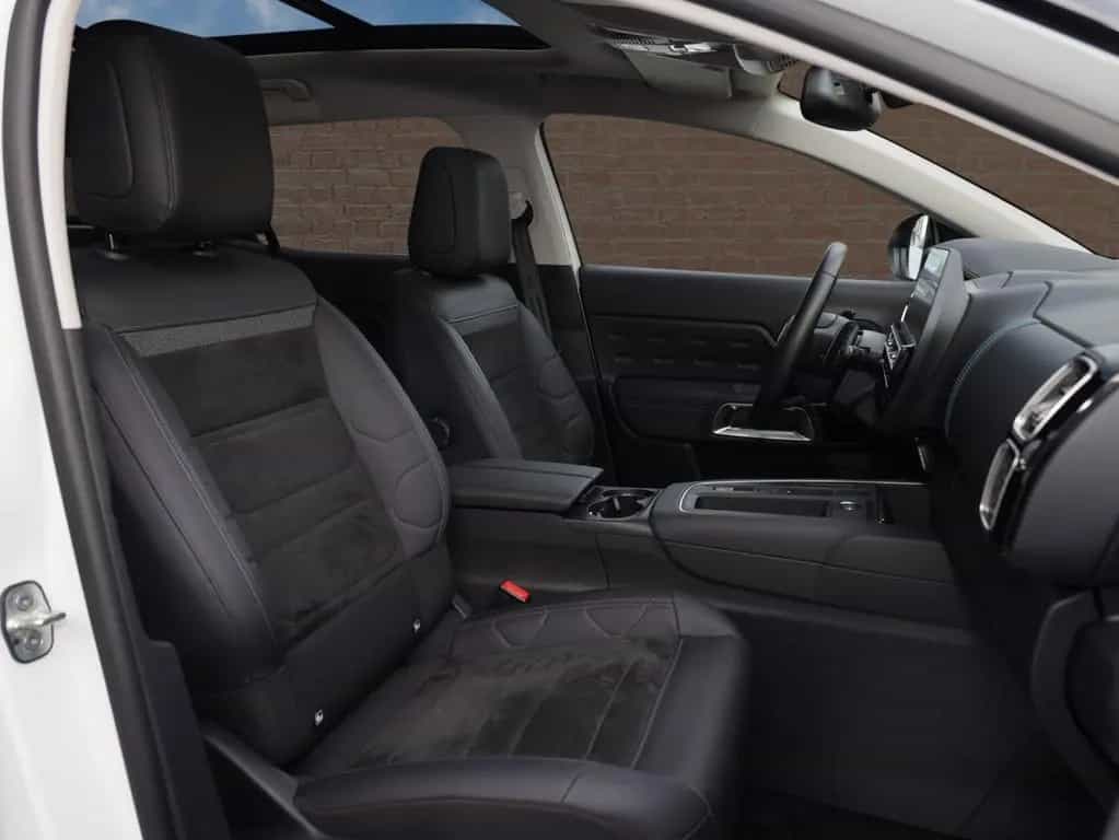Citroën C5 Aircross 1,2 Mild-Hybrid 145 Shine AHK/ Pano/ 04/2024-photo-7