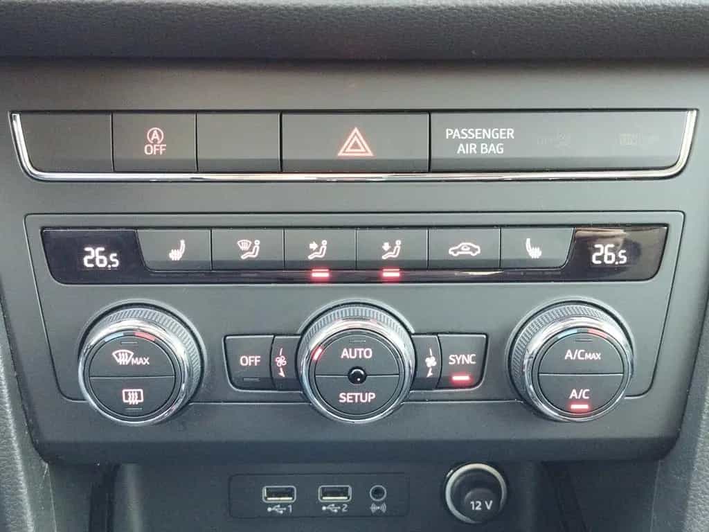Seat Ateca 1.4 TSI Style AHK*AUT*KlimaA*LED*LM*PDC 04/2018-photo-26