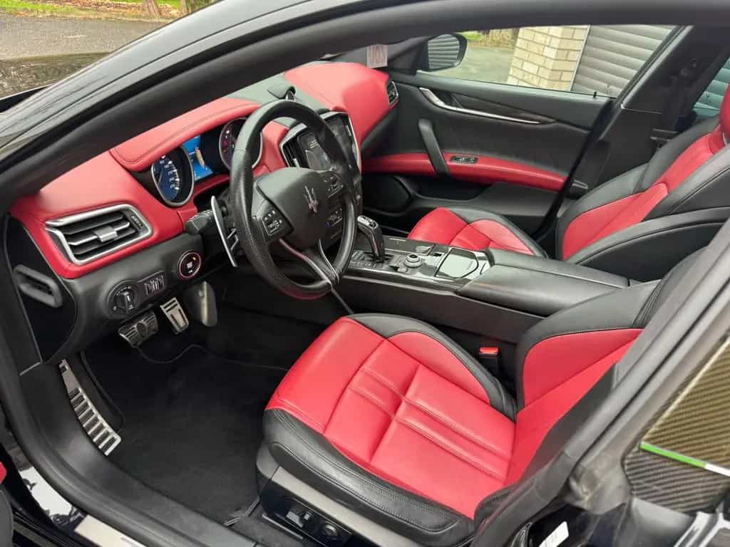 Maserati Ghibli GranSport Ribelle Limited *One of 200* 12/2019-photo-13