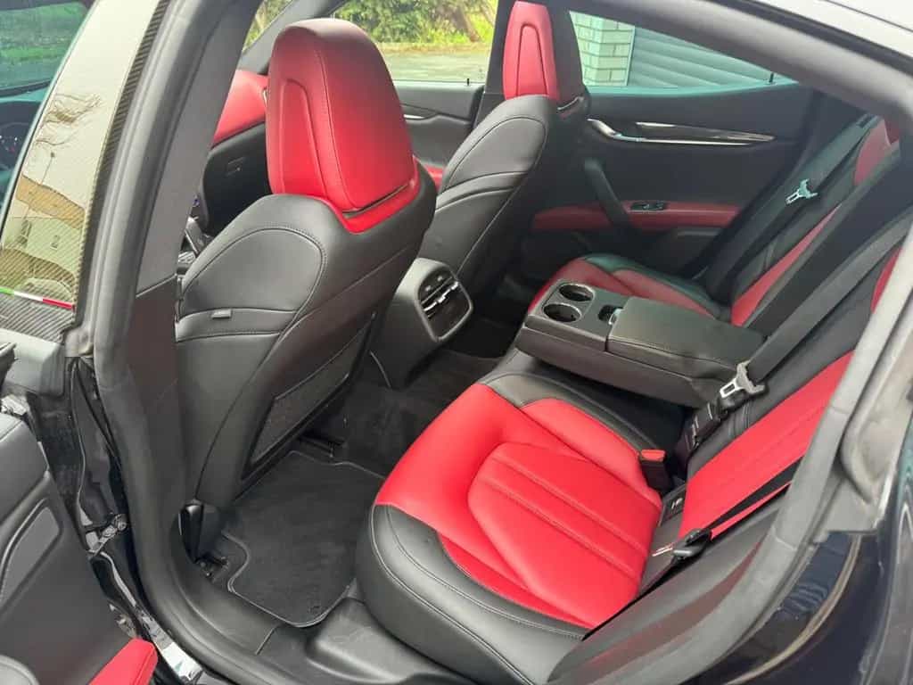 Maserati Ghibli GranSport Ribelle Limited *One of 200* 12/2019-photo-15