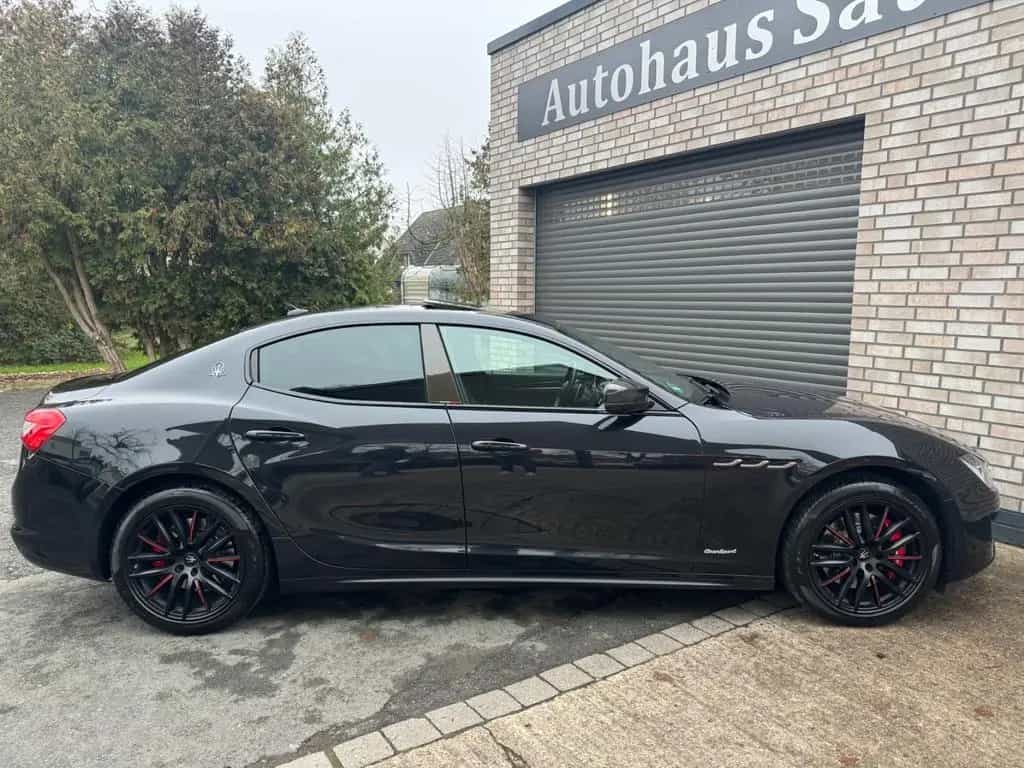 Maserati Ghibli GranSport Ribelle Limited *One of 200* 12/2019-photo-8