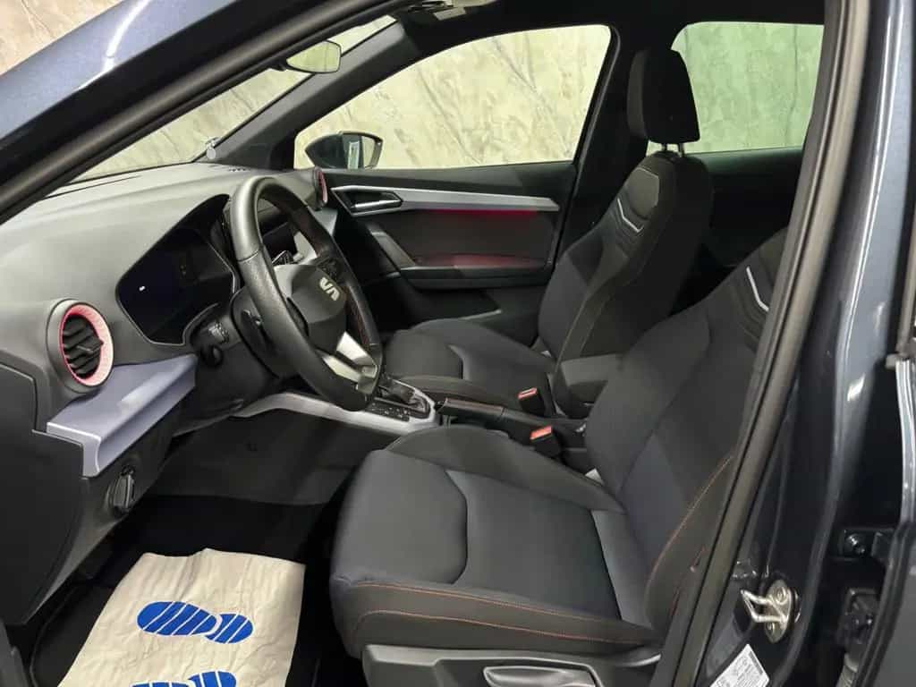 Seat Arona FR+RFK+ACC+LKA+TWA+NAVI+XENON+1.Hand+MwSt. 08/2024-photo-10