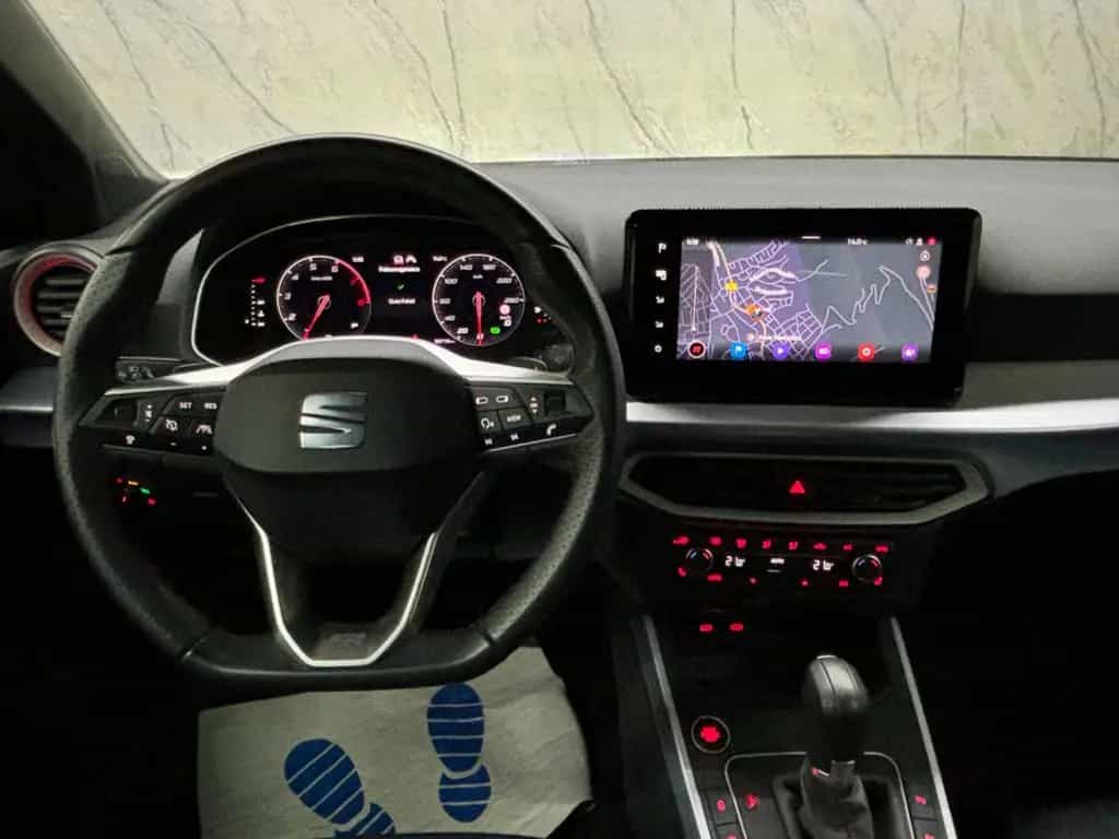 Seat Arona FR+RFK+ACC+LKA+TWA+NAVI+XENON+1.Hand+MwSt. 08/2024-photo-13