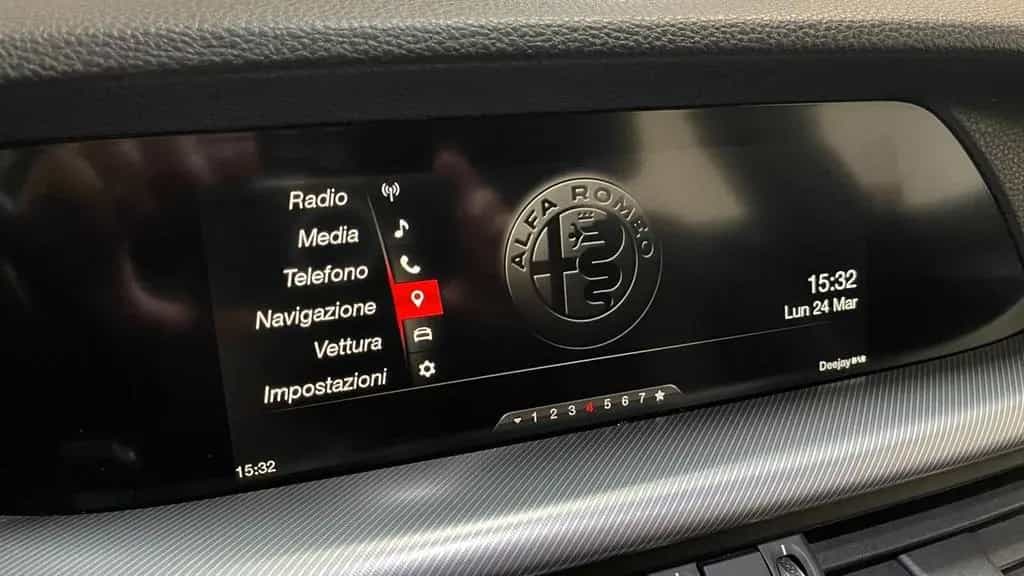 Alfa Romeo Stelvio 2.2 Turbodiesel 210 CV AT8 Q4 11/2017-photo-11