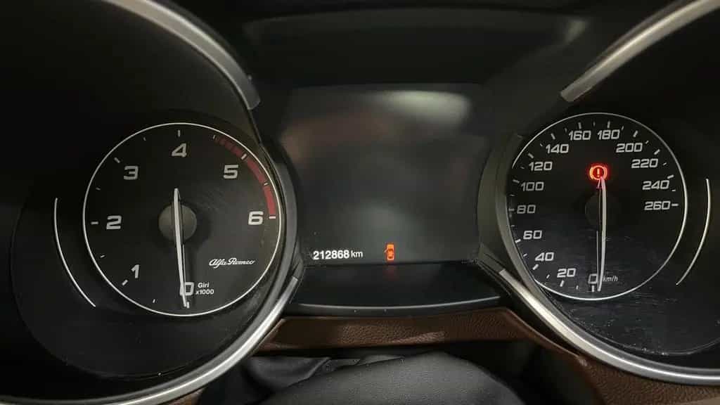 Alfa Romeo Stelvio 2.2 Turbodiesel 210 CV AT8 Q4 11/2017-photo-7