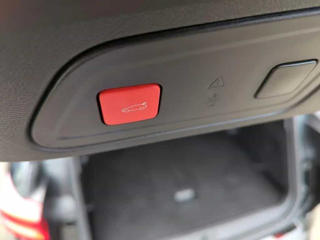 Citroën C5 Aircross MAX HDI 130 Autom. +Memory+Leder+Nav 11/2024-photo-13