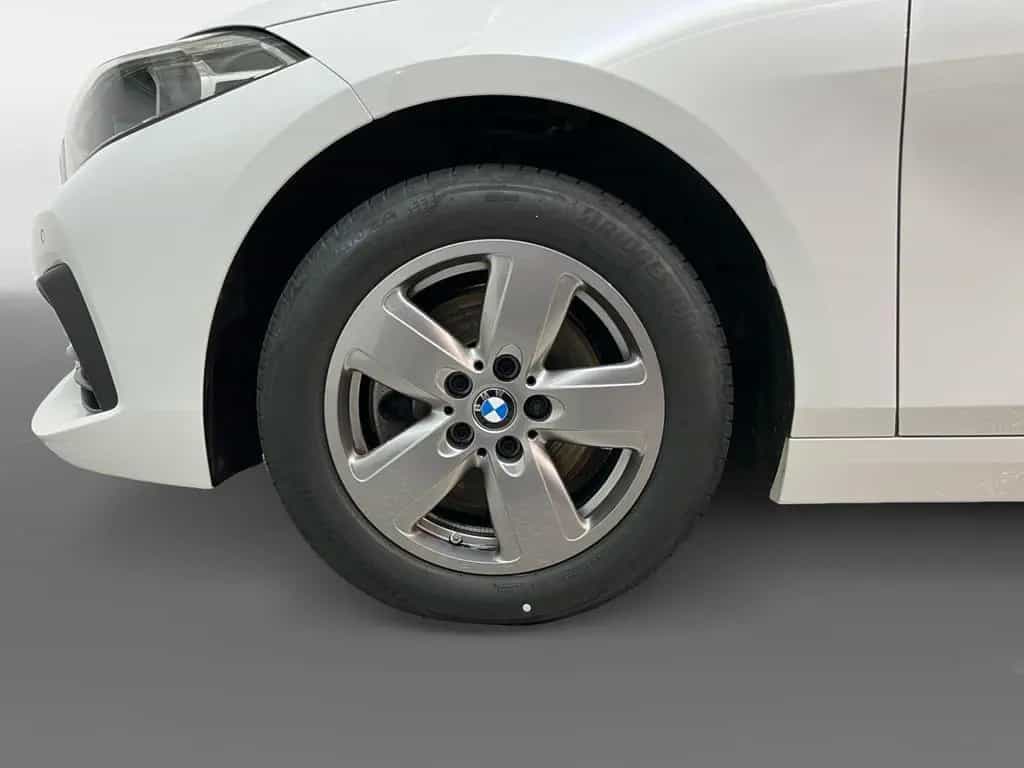 BMW 1 Series 118i Advantage SHZ+Navi+LED+DAB 10/2022-photo-14