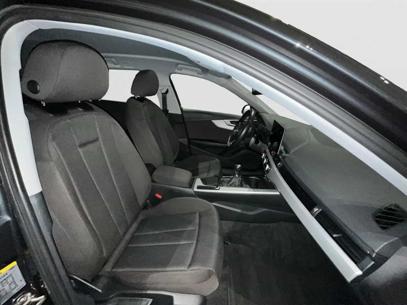 Audi A4 11/2021-photo-3