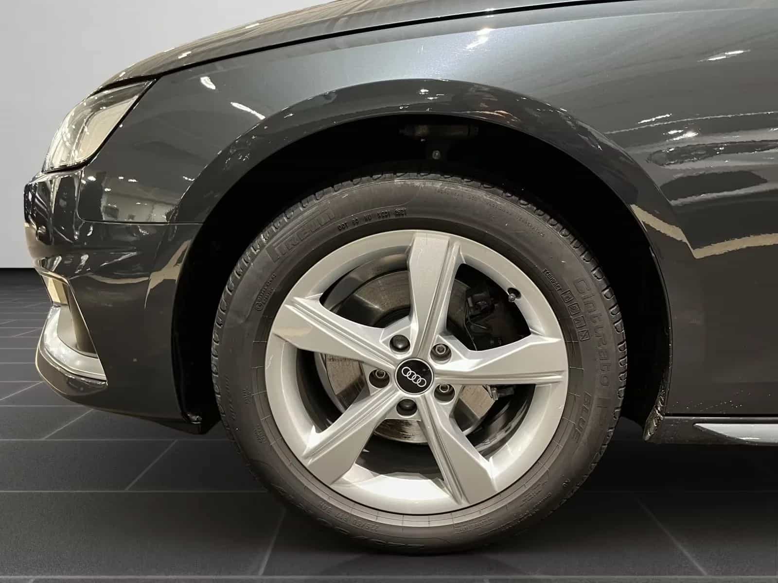 Audi A4 11/2021-photo-7