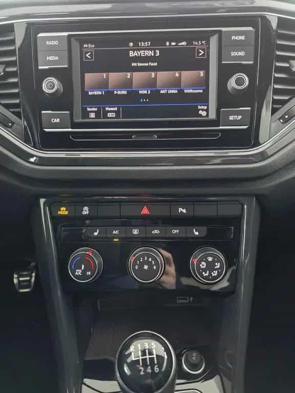 Volkswagen T-Roc 1.5 TSI ACT Sport Sitzheizung PDC vo/hi 01/2019-photo-11