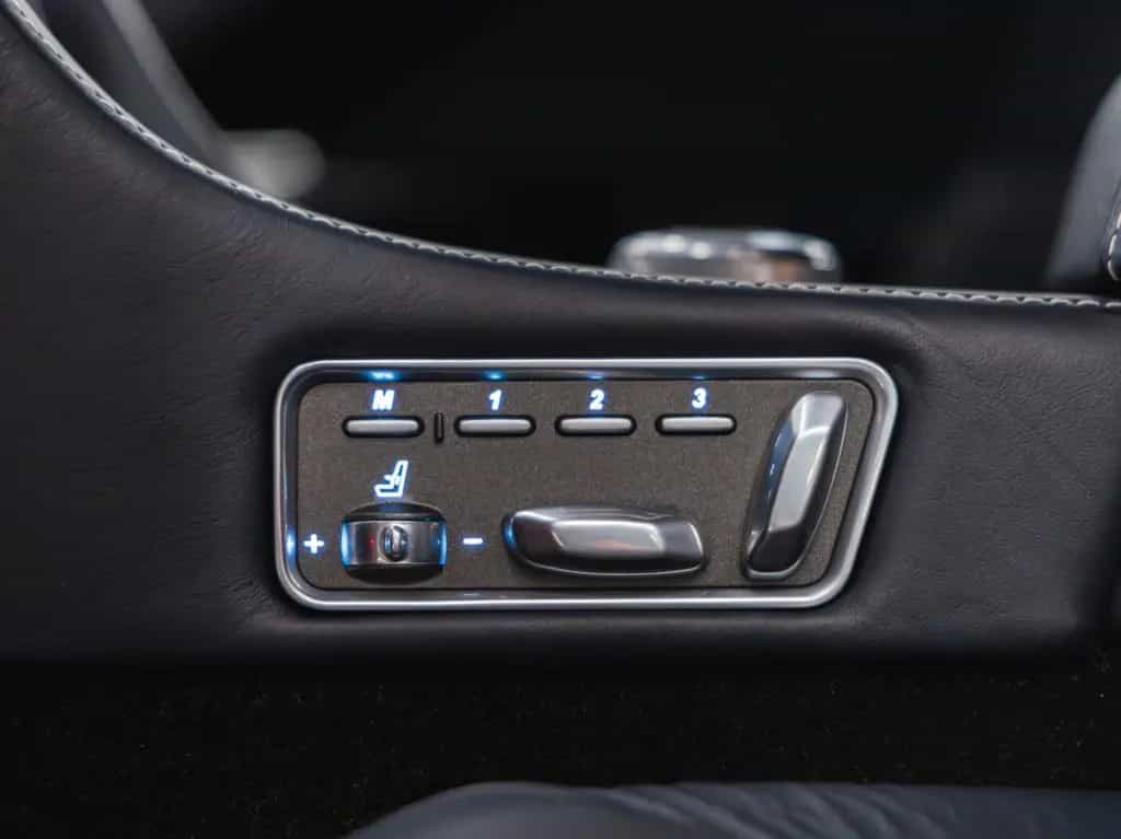 Aston Martin Rapide S 6.0 V12 Shadow Line 05/2017-photo-10