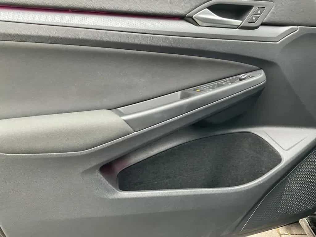 Volkswagen Golf 8 VIII Active 1.5 eTSI AHK-klappbar Navi Ap 10/2021-photo-14