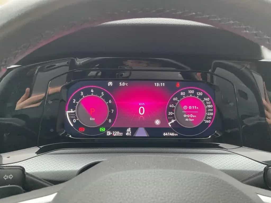 Volkswagen Golf 8 VIII Active 1.5 eTSI AHK-klappbar Navi Ap 10/2021-photo-17