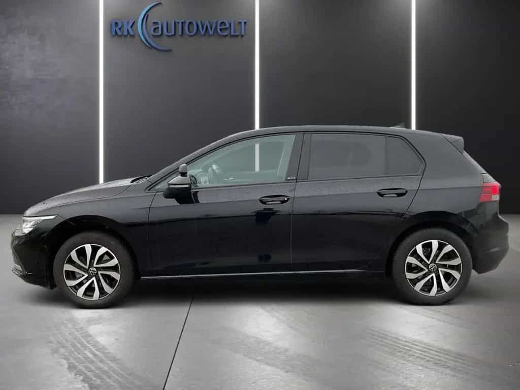 Volkswagen Golf 8 VIII Active 1.5 eTSI AHK-klappbar Navi Ap 10/2021-photo-5