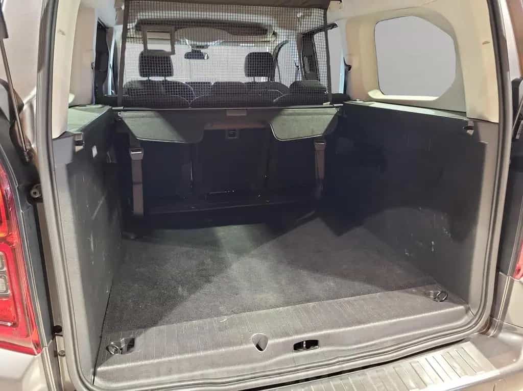 Opel Combo Life Ultimate XL NAVI*HEAD-UP*AHK*KAMERA* 04/2021-photo-19