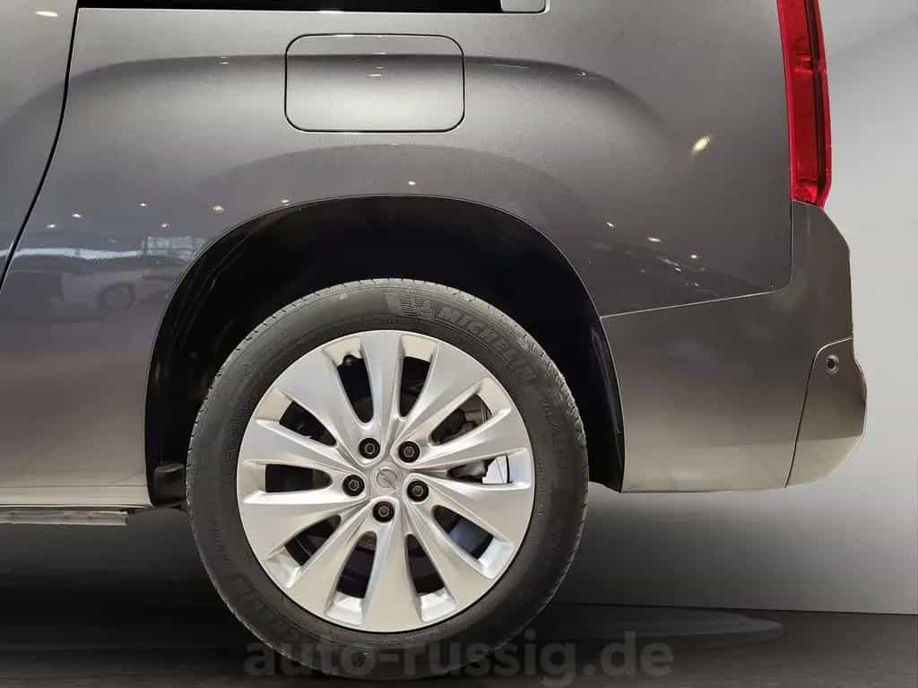 Opel Combo Life Ultimate XL NAVI*HEAD-UP*AHK*KAMERA* 04/2021-photo-22