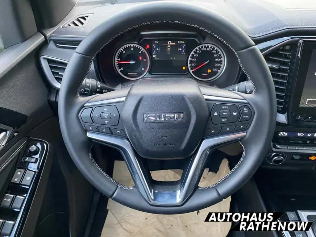 Isuzu D-Max Double Cab 4WD V-CROSS Allrad Leder LED Me 12/2024-photo-14