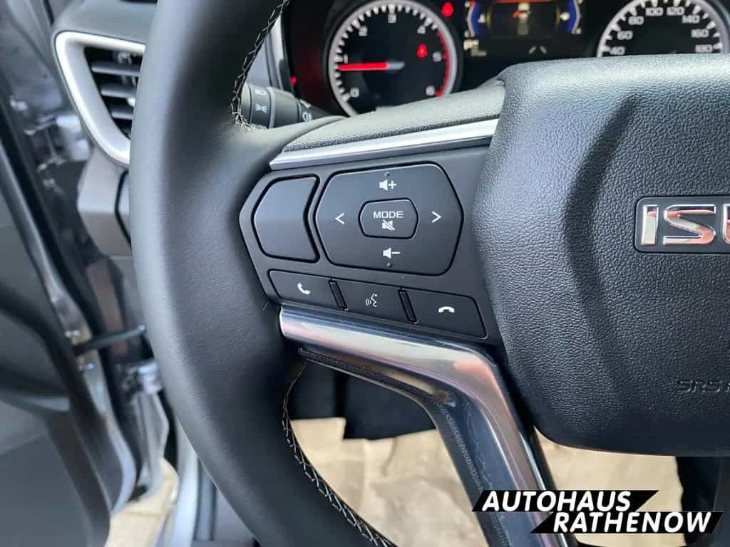 Isuzu D-Max Double Cab 4WD V-CROSS Allrad Leder LED Me 12/2024-photo-15