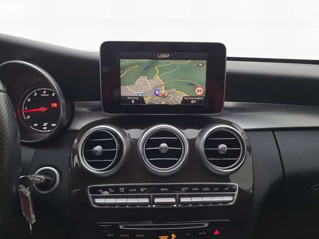 Mercedes-Benz C-Class 180 CGI +Navi +Sitzheizung +Anhängerkupplung + 07/2016-photo-11