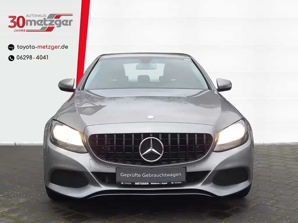 Mercedes-Benz C-Class 180 CGI +Navi +Sitzheizung +Anhängerkupplung + 07/2016-photo-17