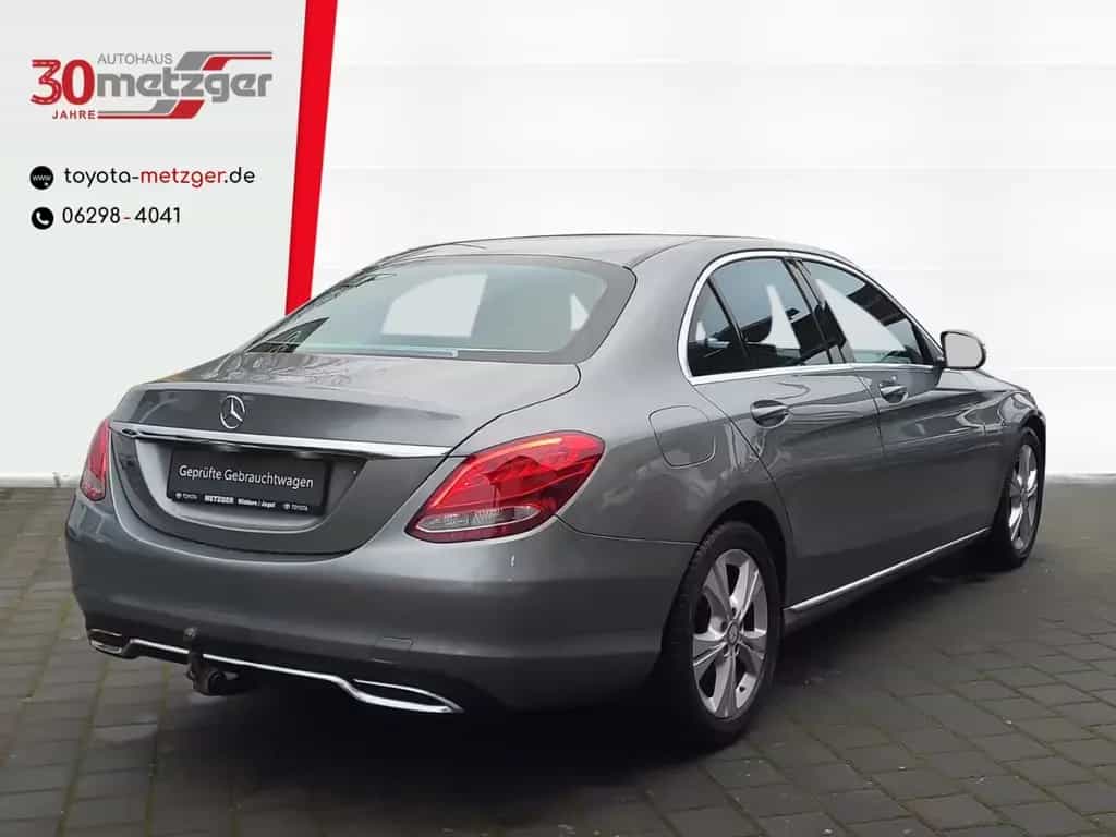 Mercedes-Benz C-Class 180 CGI +Navi +Sitzheizung +Anhängerkupplung + 07/2016-photo-2
