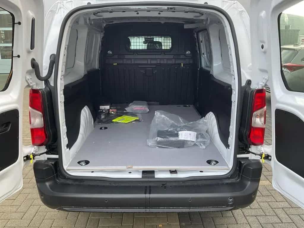 Toyota Proace City L2 Meister Navi LED Apple CarPlay An 12/2025-photo-6