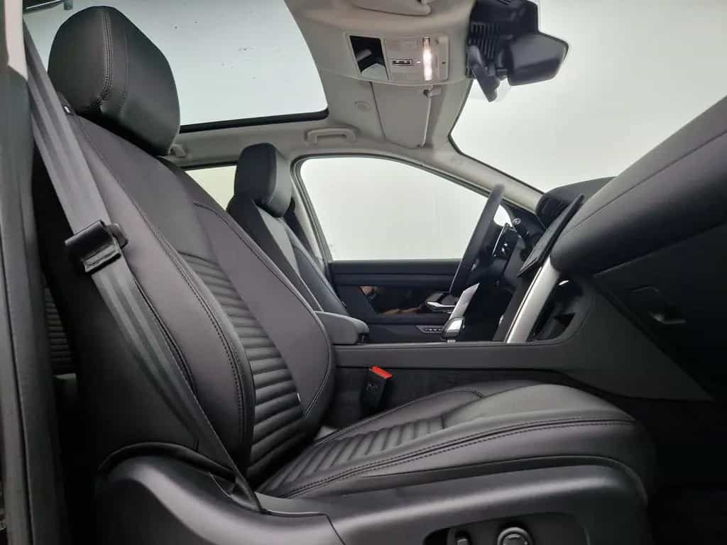Land Rover Discovery Sport D165 S Komfort Pano Winter 11/2025-photo-13