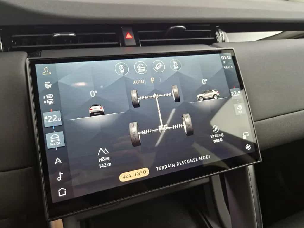 Land Rover Discovery Sport D165 S Komfort Pano Winter 11/2025-photo-25