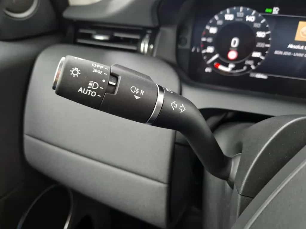 Land Rover Discovery Sport D165 S Komfort Pano Winter 11/2025-photo-30