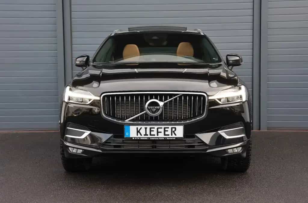 Volvo XC60 T6 AWD Inscript./ACC/360°/B&W/HUD/4xSHZ/SBL 05/2020-photo-1