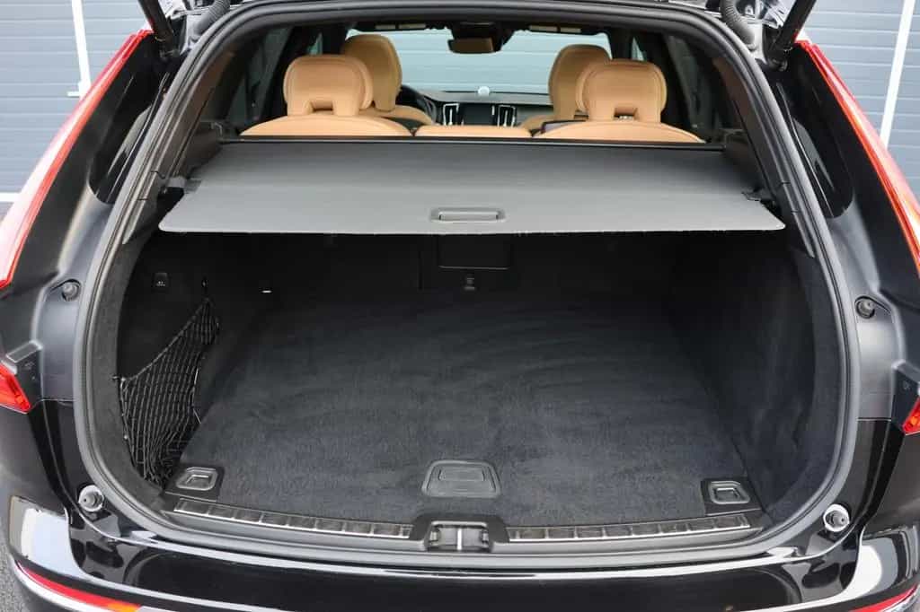 Volvo XC60 T6 AWD Inscript./ACC/360°/B&W/HUD/4xSHZ/SBL 05/2020-photo-18